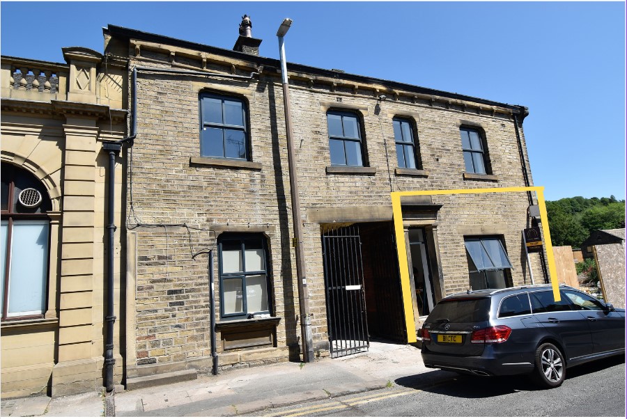 Harvey & Ryall Huddersfield Letting Agents Student, Tenants, Commercial